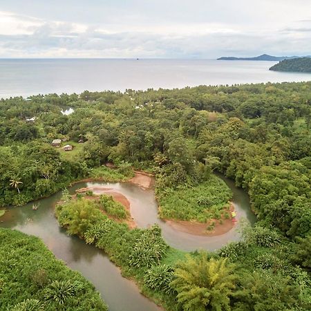 Jardin Botanico Del Pacifico Y Mecana Ecohotel باهيا سولانو المظهر الخارجي الصورة